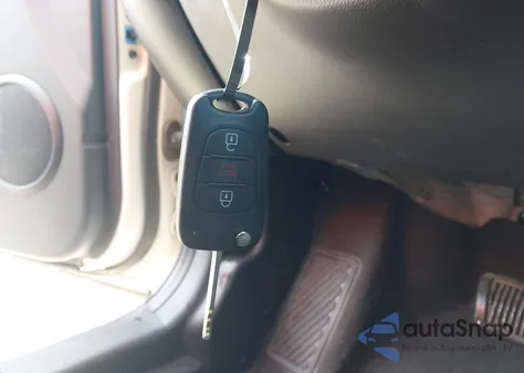 2012 Kia Soul z USA, uszkodzony, nr VIN KNDJT2A59C7420384